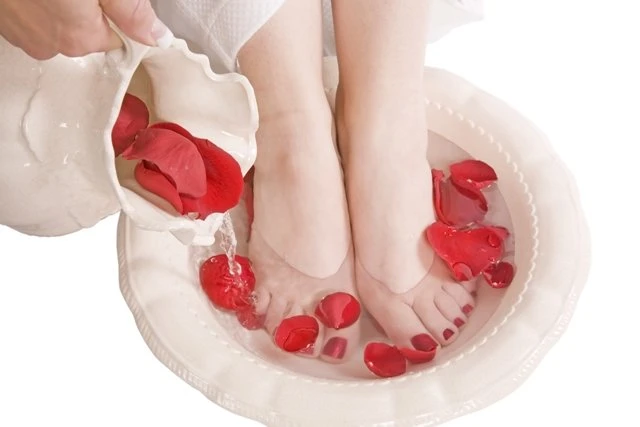 Foot Care Tips - Soaking Your Feet In A Bowl